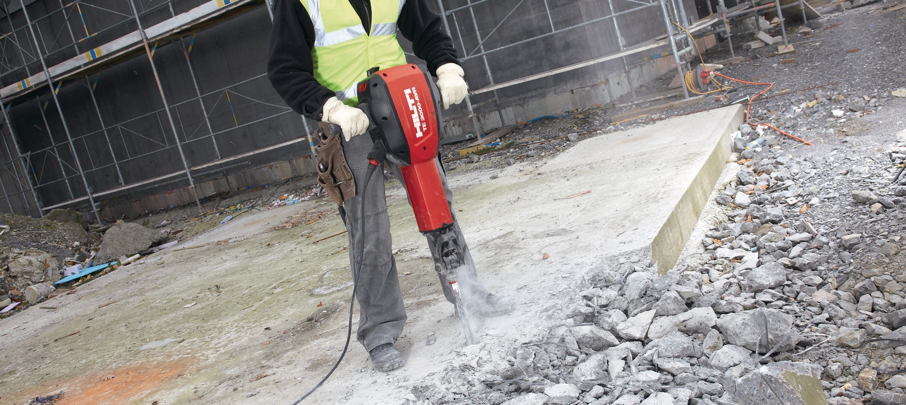 TE 3000-AVR ユニバーサルコード式 - コード式電動ハツリ機 - Hilti Japan
