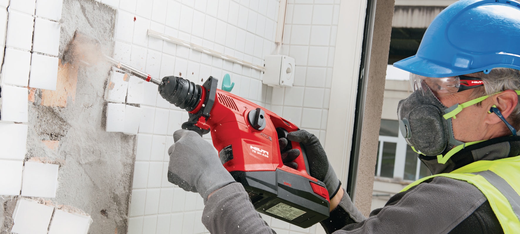 ☆品☆HILTI ヒルティ 36V 充電式ロータリーハンマードリル TE30-A36 バッテリー2個(5.2Ah 9.0Ah) ケース付 60506