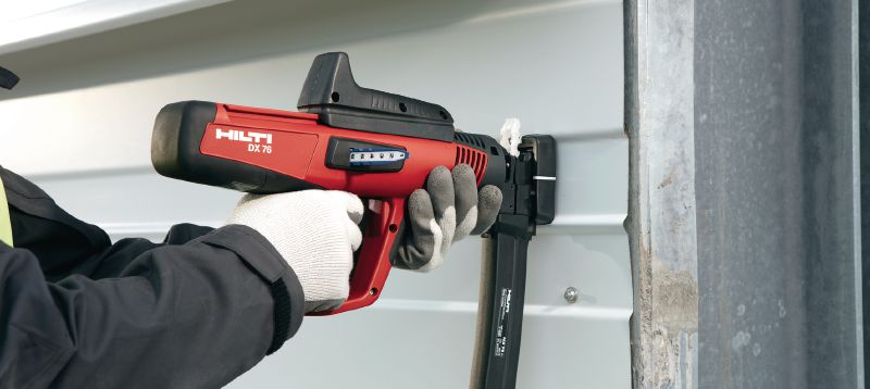 X-ENP MXメタルデッキファスナー(連発) 金属製デッキの鋼構造物への留付け用、火薬式鋲打機用連発ピン アプリケーション 1